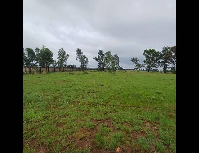 2.10HA VACANT LAND FOR SALE IN SHERMAN PARK